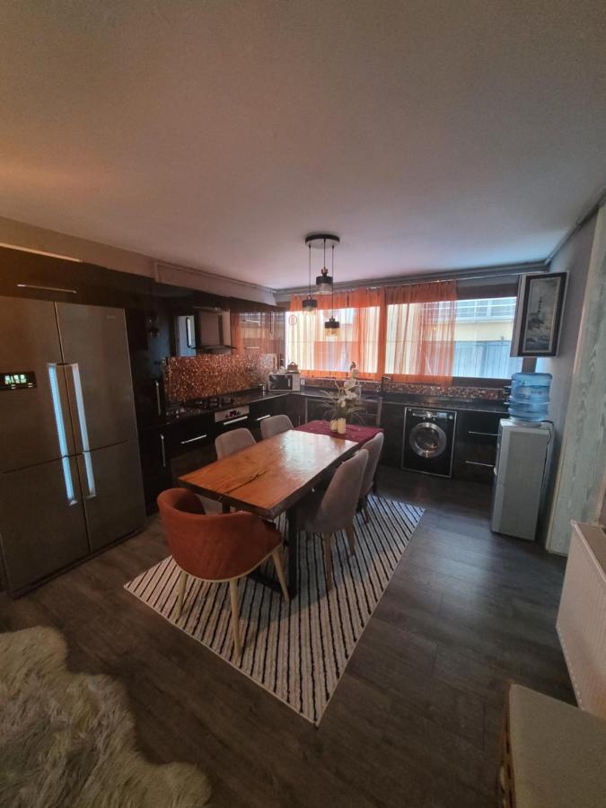 Апартаменты Hayat Apartman Измир Экстерьер фото
